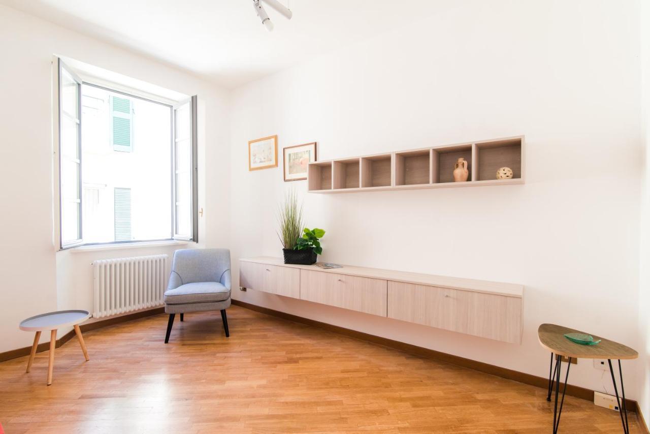 Center Home - The House Of Travelers Como Exteriör bild