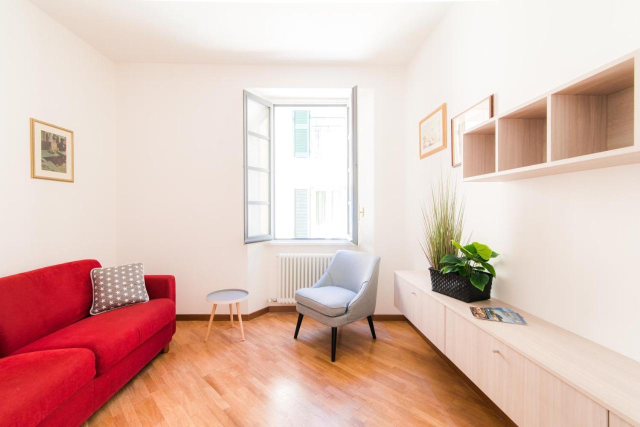 Center Home - The House Of Travelers Como Exteriör bild